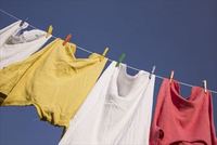 Ｔシャツの首周りヨレヨレ防止