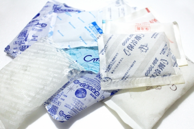 溜まった保冷剤は消臭剤に再利用