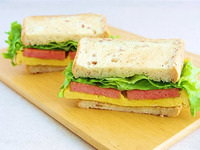 スパムエッグのボリュームサンド