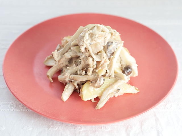 きのことポテトのホットサラダ