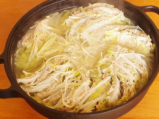 白菜の鶏ひき肉サンド鍋